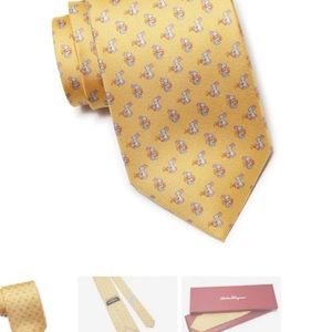 Ferragamo Ismaele silk tie with box